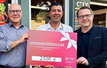 Spendenübergabe an menschmedius, Förderverein der medius KLINIKEN